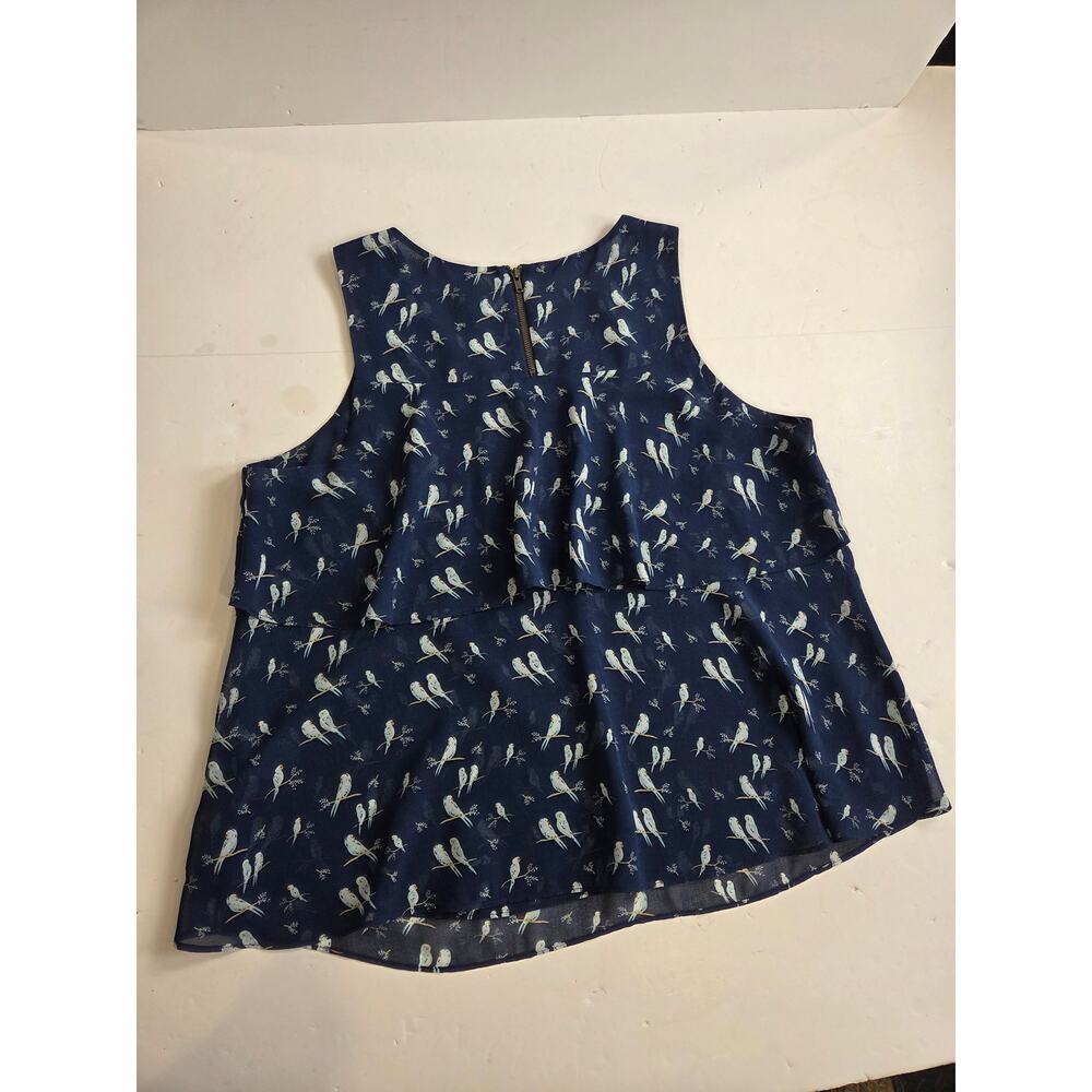 CAbi Lot of 5 Sleeveless Womens Tops Medium  Lightweight Summer - Picture 9 of 15
